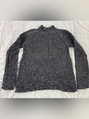 Pre loved GAP sweater womens size M